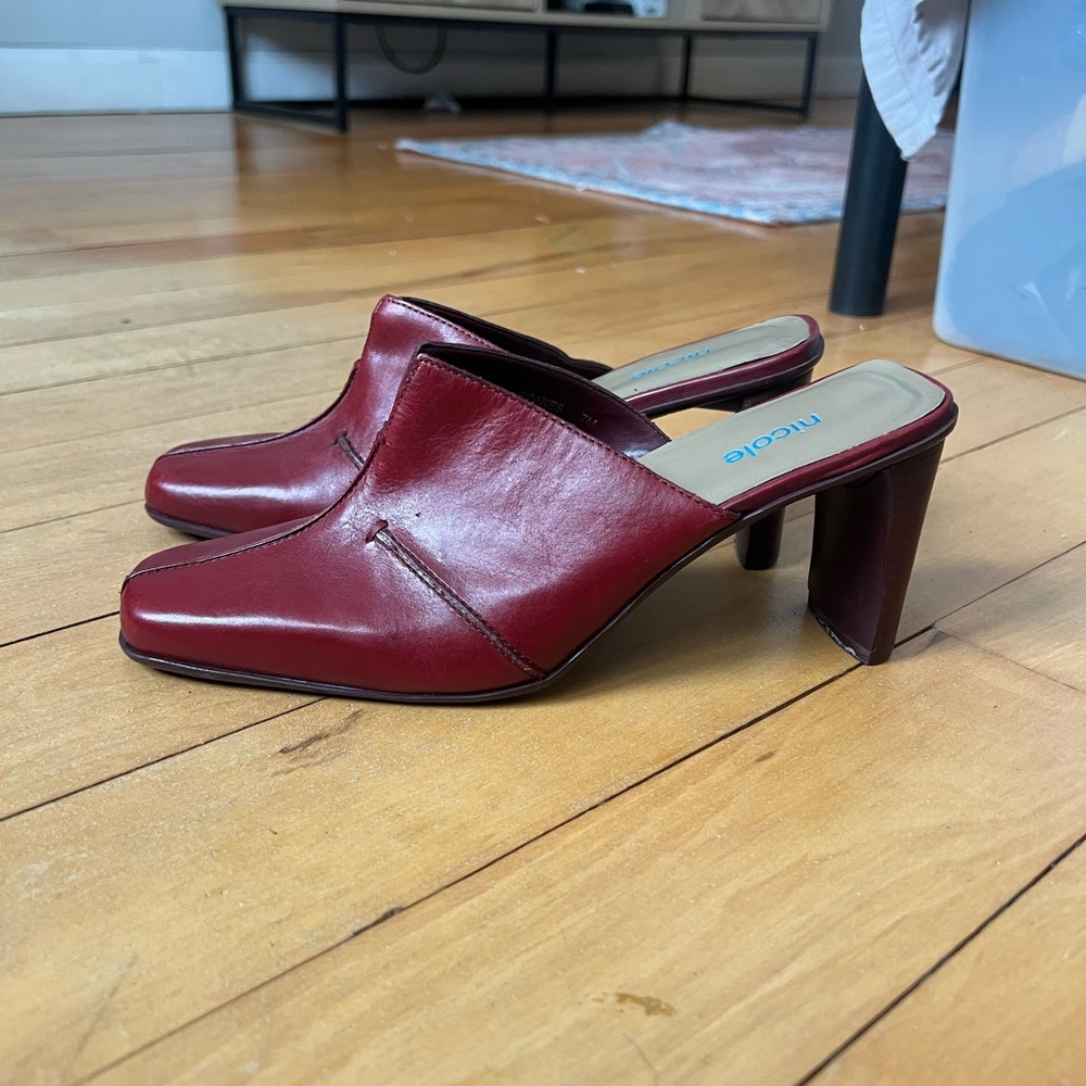 Red mules - Picture 2 of 5